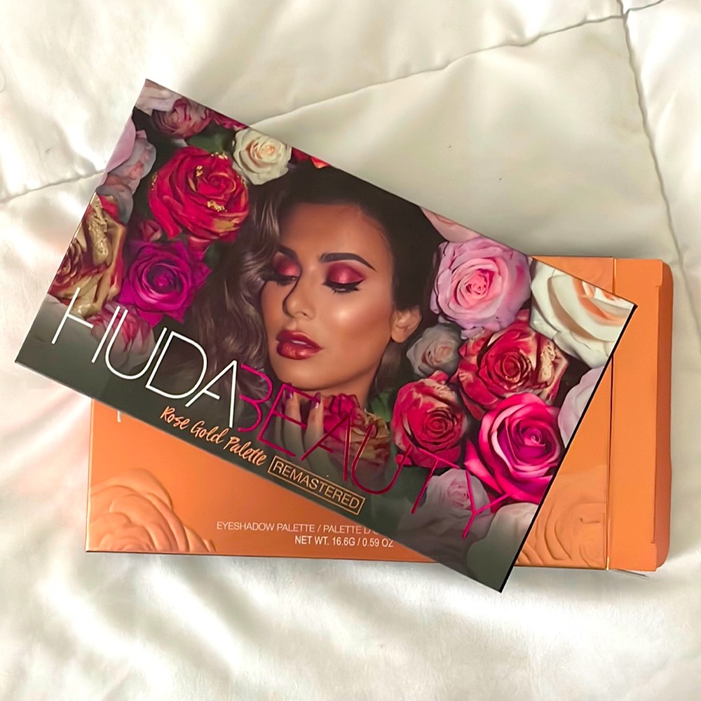 Huda Beauty Rose Gold Remastered Eyeshadow Palette